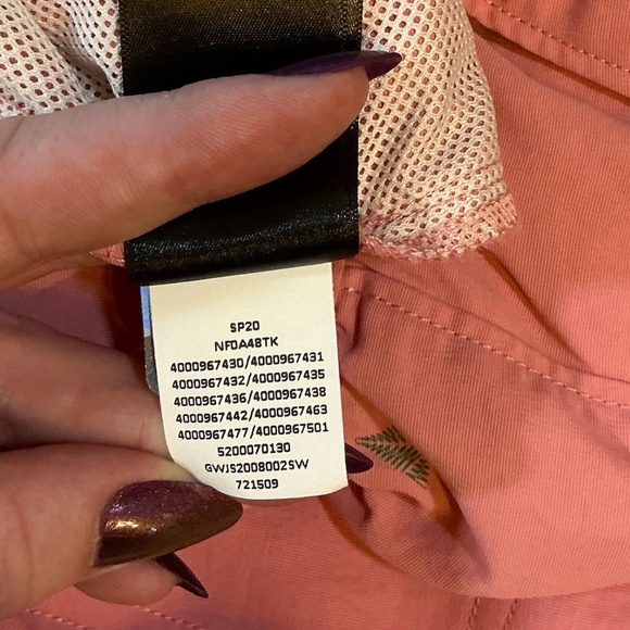 The North Face Pink Printed Pull-On Shorts Men’s Large Lightweight Activewear - Picture 9 of 10